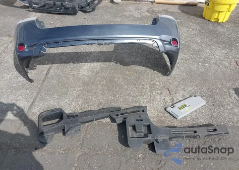 2010 Toyota Highlander Limited V6 из США, поврежденный, VIN 5TDDK3EH2AS030451